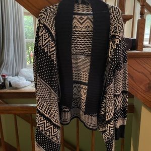 Navy white sweater size large poof brand